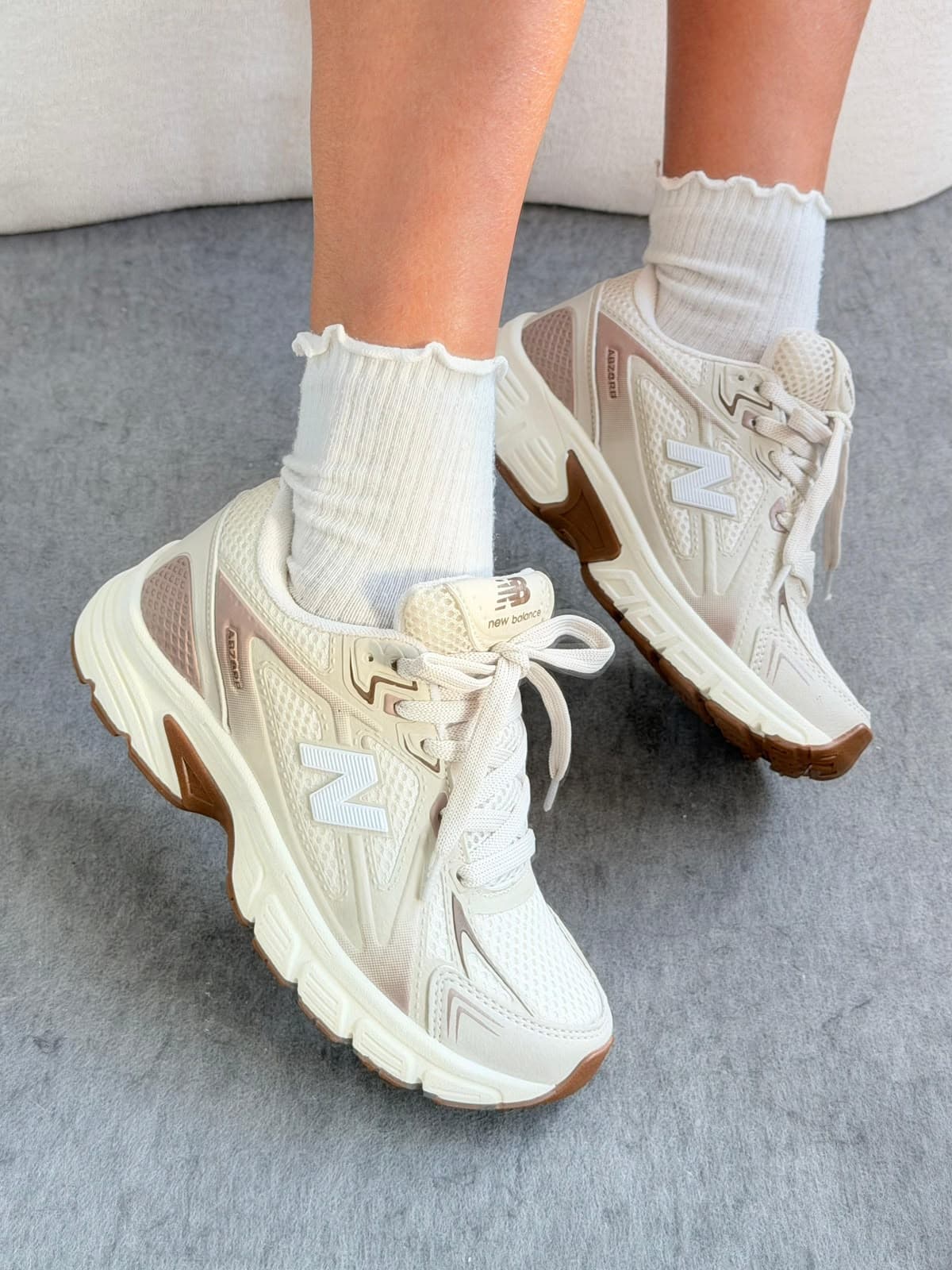 NEW BALANCE RETRO ABZORB 2.0