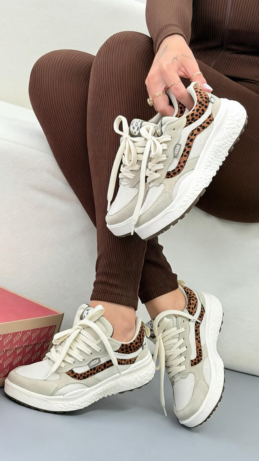 VANS NEO PRIME 2.0